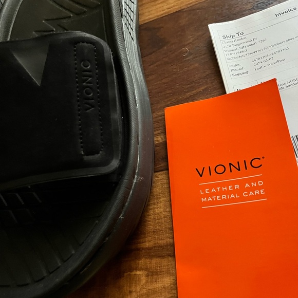 Vionic slides main image 5